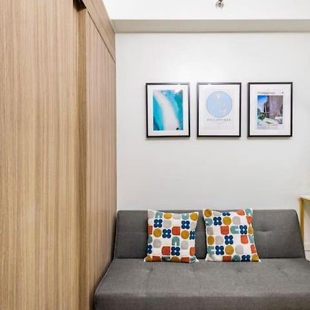 Shore 2 Residences 1Br Deluxe Room In Moa Complex Manila Exterior photo