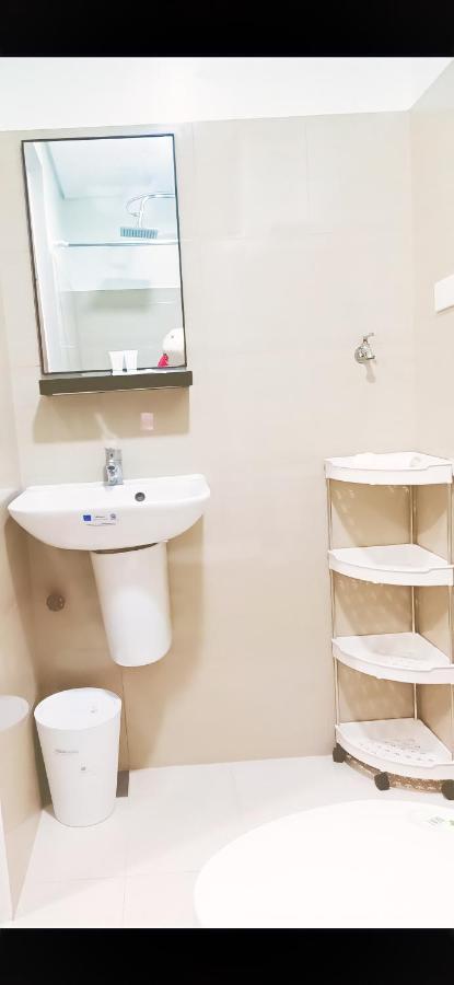 Shore 2 Residences 1Br Deluxe Room In Moa Complex Manila Exterior photo