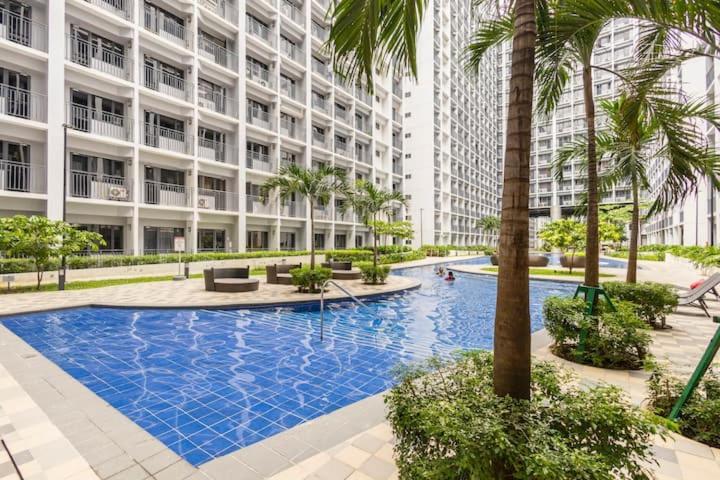 Shore 2 Residences 1Br Deluxe Room In Moa Complex Manila Exterior photo